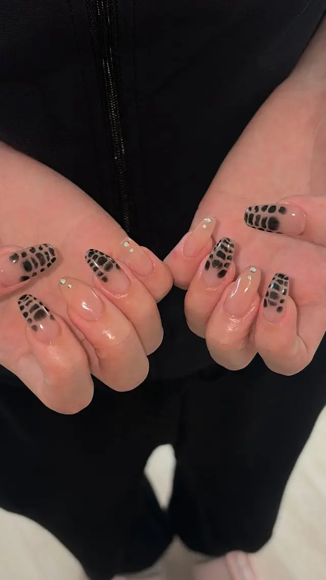 ネイル ハンドネイル Same🎀 所沢ネイルサロンのネイルデザイン