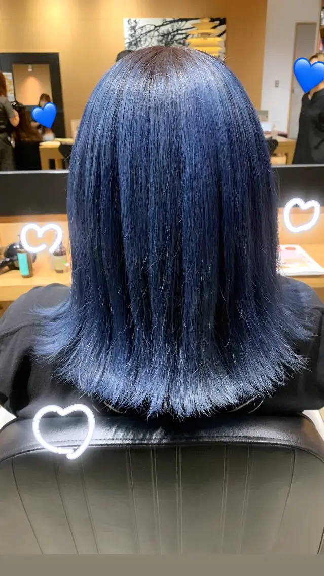 セミロング カラー ブリーチ ブルーカラー 川越/organic 根本アユミのヘアスタイル