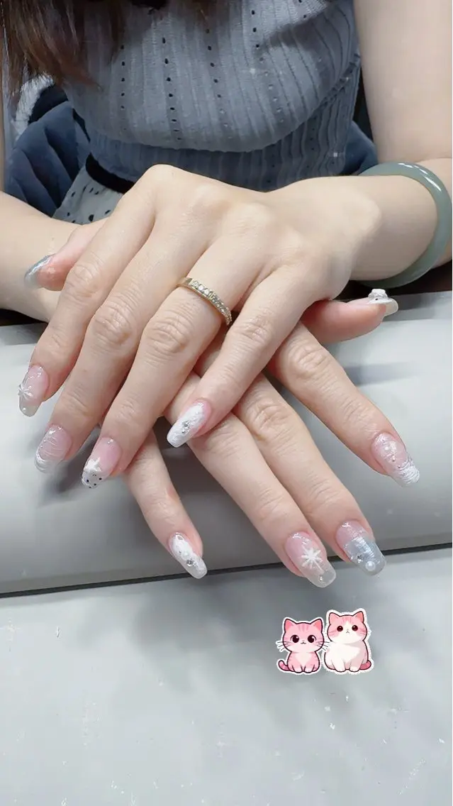 ネイル 伊藤 仙奈のネイルデザイン