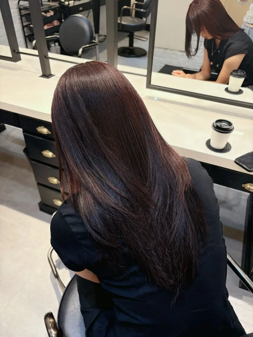 セミロング カラー 透明感カラー ディープパープル ダブルカラー パープルカラー ヘアカラー 💛しおん💛 モデル募集のヘアスタイル