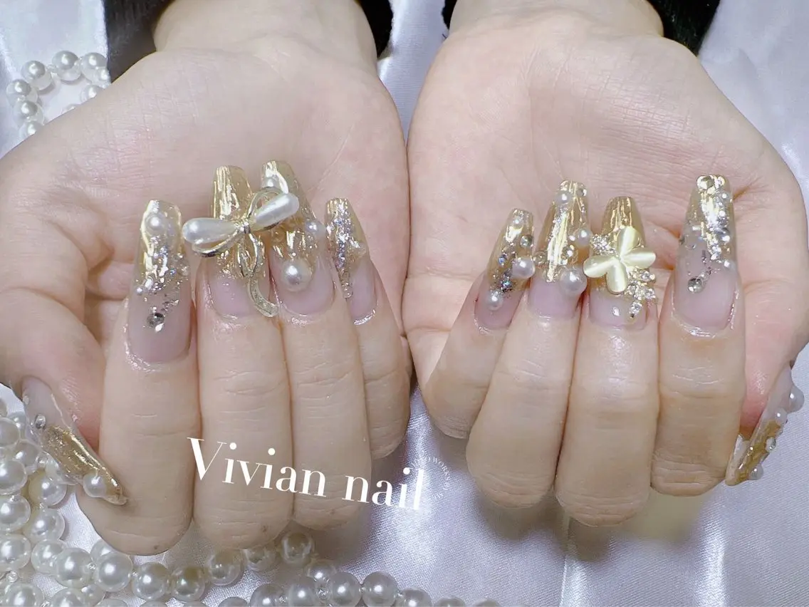 ネイル ハンドネイル VIVIAN リサのネイルデザイン