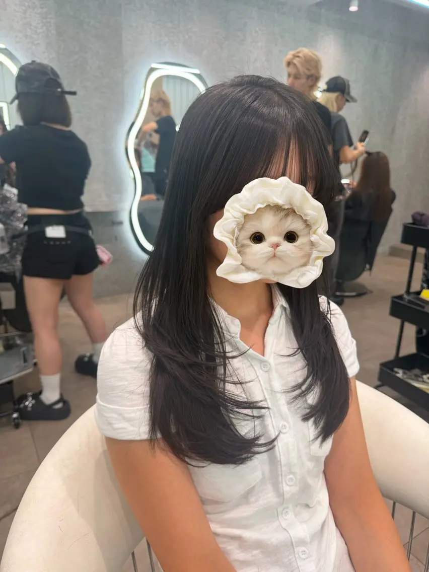 ロング ヘアアレンジ ボブ 顔周りカット ハッシュカット ハイレイヤー 髪質改善 カット ヘアカラー トリートメント ヘアセット 🌻夏の透明感カラー 🩵韓国レイヤー櫻井のヘアスタイル