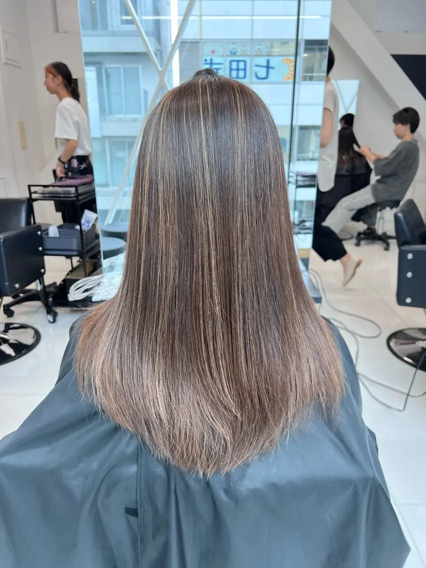 ロング ハイライト kayo吉祥寺カラー モデル募集中✨のヘアスタイル