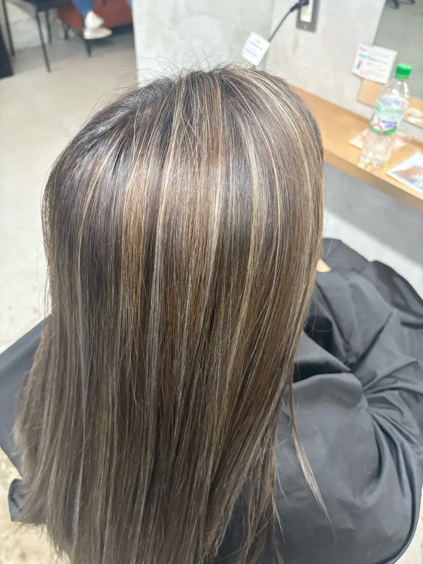 ロング ヘアカラー 徳 拓身のヘアスタイル