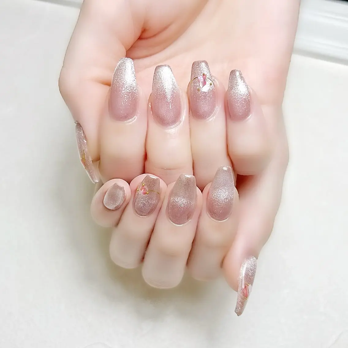 ネイル フレンチネイル キラキラネイル マグネットネイル ワンカラーネイル 春ネイル rouse nail RISATOのネイルデザイン