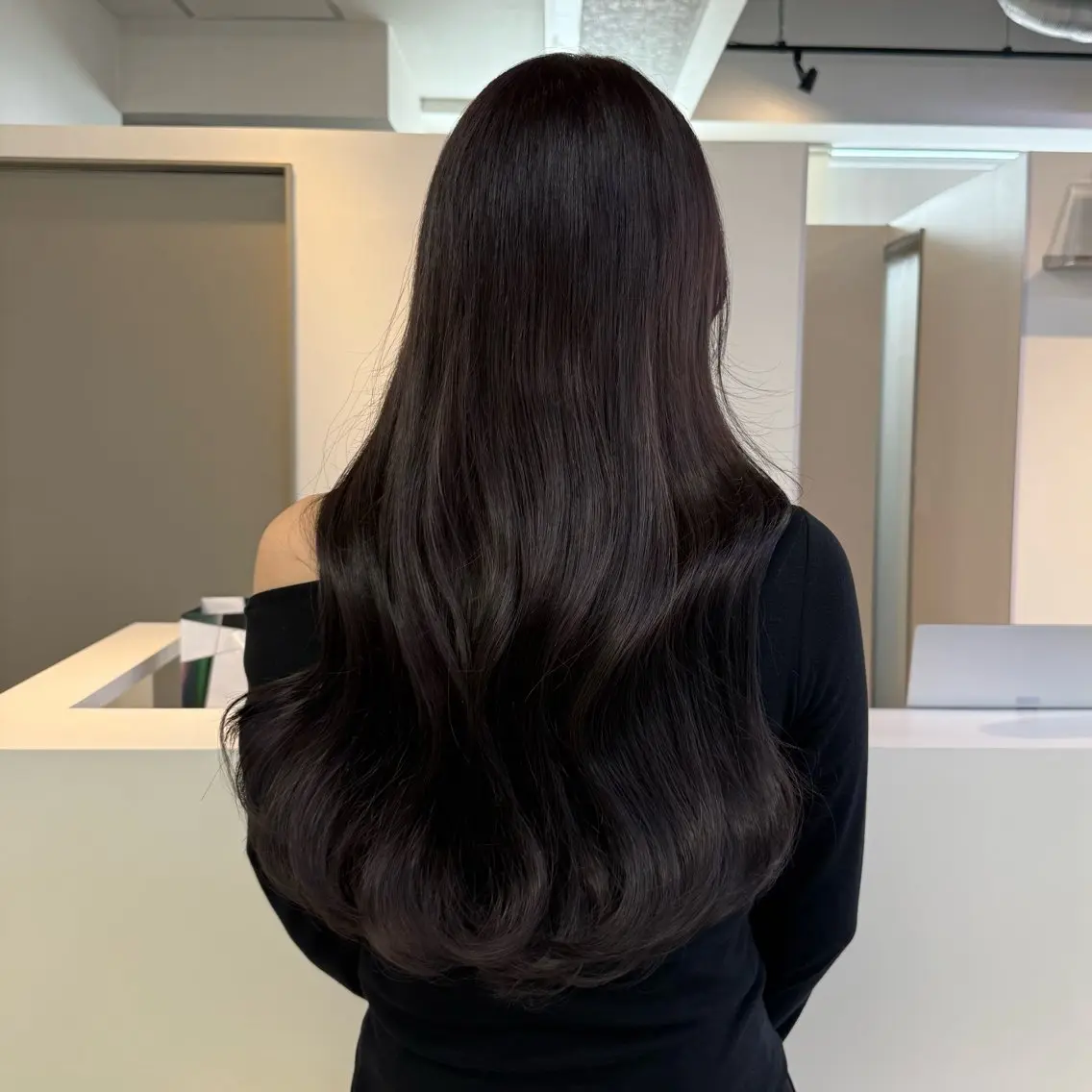 ロング カット ヘアカラー ELIN hair Nanamiのヘアスタイル