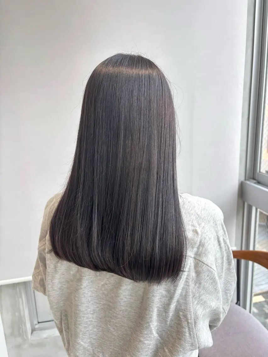 カラー ヘアカラー トリートメント 🫒🫒ブリーチなし 艶カラー🫒ヤマシロのヘアスタイル