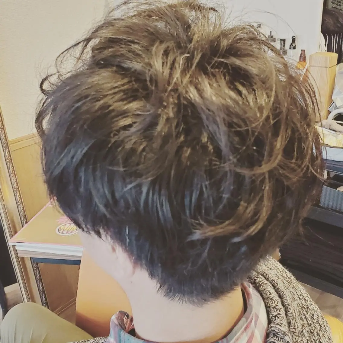 ショート メンズ パーマ ビジネス メンズパーマ 外国人風カラー ショートヘア カット パーマ spa hair ark 富井直美のヘアスタイル