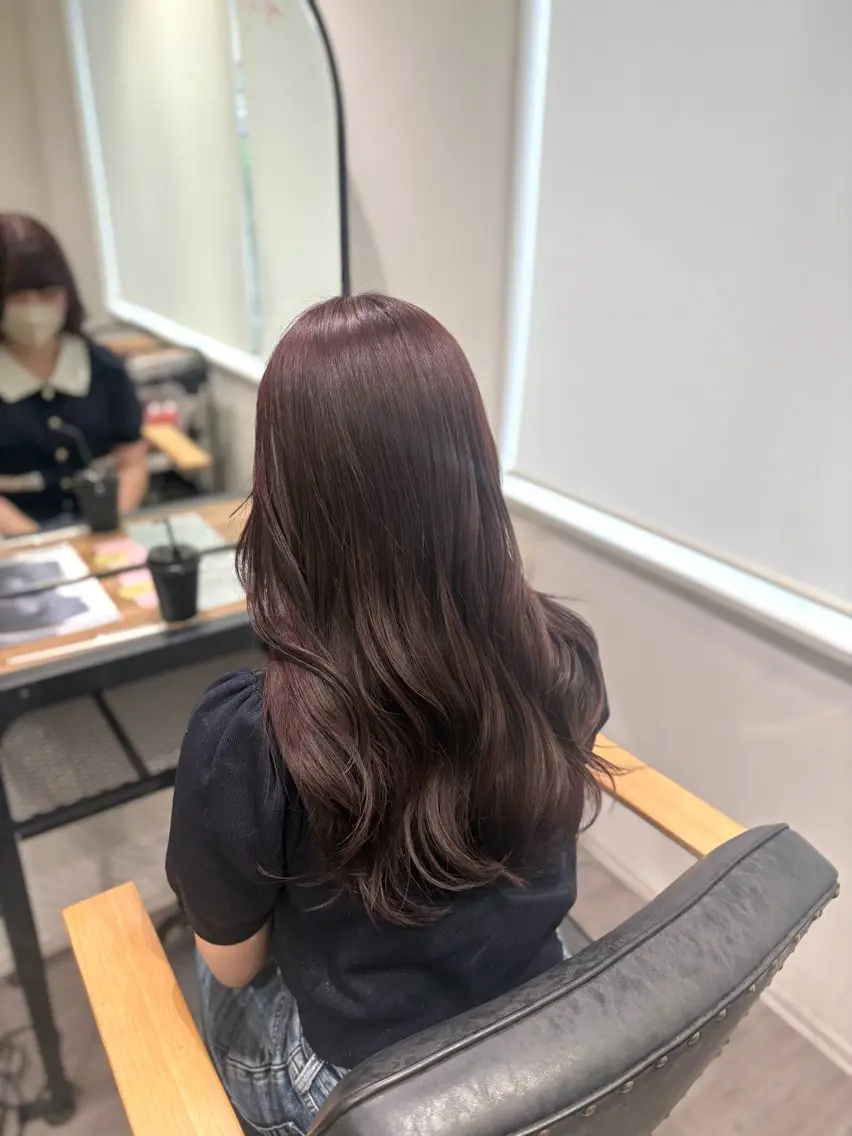 ロング カラー ブラウンカラー 透明感カラー ラベンダーカラー ヘアカラー cocotteひな /カラーモデル🌼のヘアスタイル