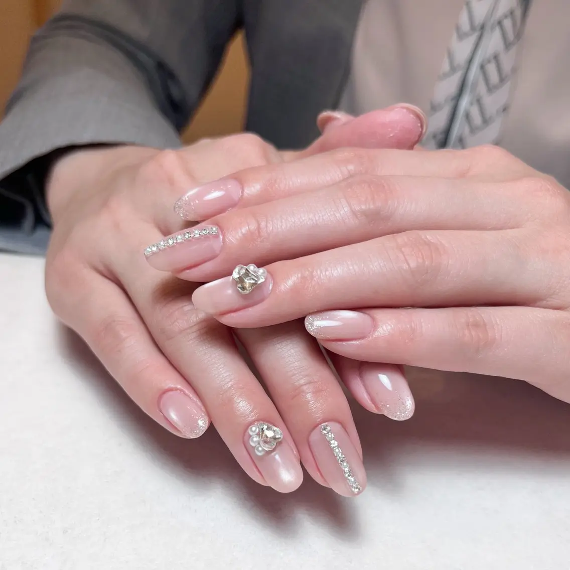 ネイル キラキラネイル Nail Salon BELMUEのネイルデザイン
