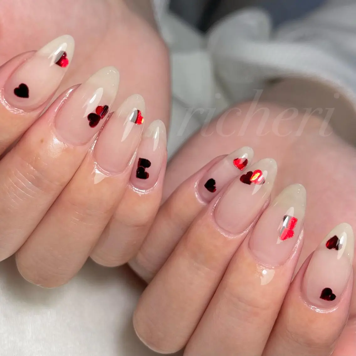 ミディアム ネイル ハンドネイル richeri beautyのエステ・リラクイメージ