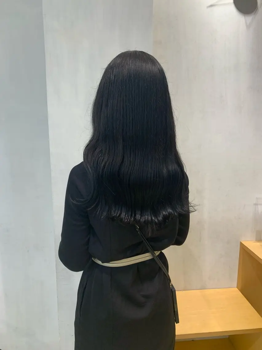 ロング 牧下 晴香のヘアスタイル