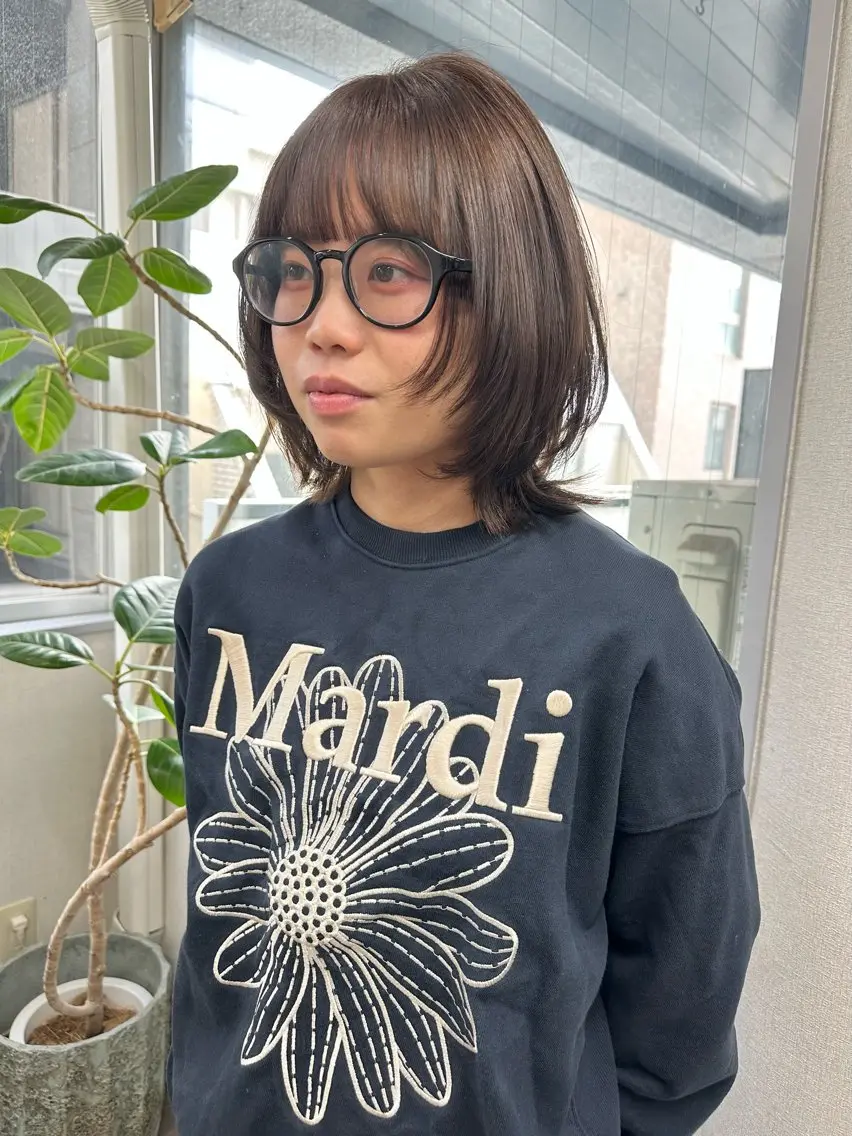 ミディアム カラー ブラウンカラー オリーブブラウン レイヤーカット ウルフカット ウルフレイヤー カット ヘアカラー トリートメント レイヤーカット🪄 耳ツボ🎀Ayumiのヘアスタイル