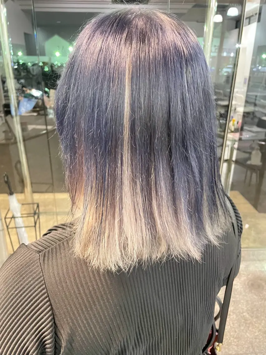 ミディアム カラー ブリーチ ブルーカラー ヘアカラー トリートメント ハイトーン/ブリーチ 🤍足立里湖のヘアスタイル