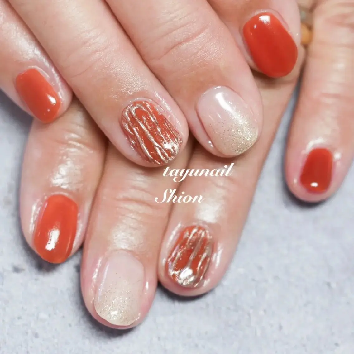 ネイル アートネイル べっ甲ネイル ジェルネイル ラメ(グリッター) ラメグラデーション ネイルサロン 【たゆnail】のネイルデザイン