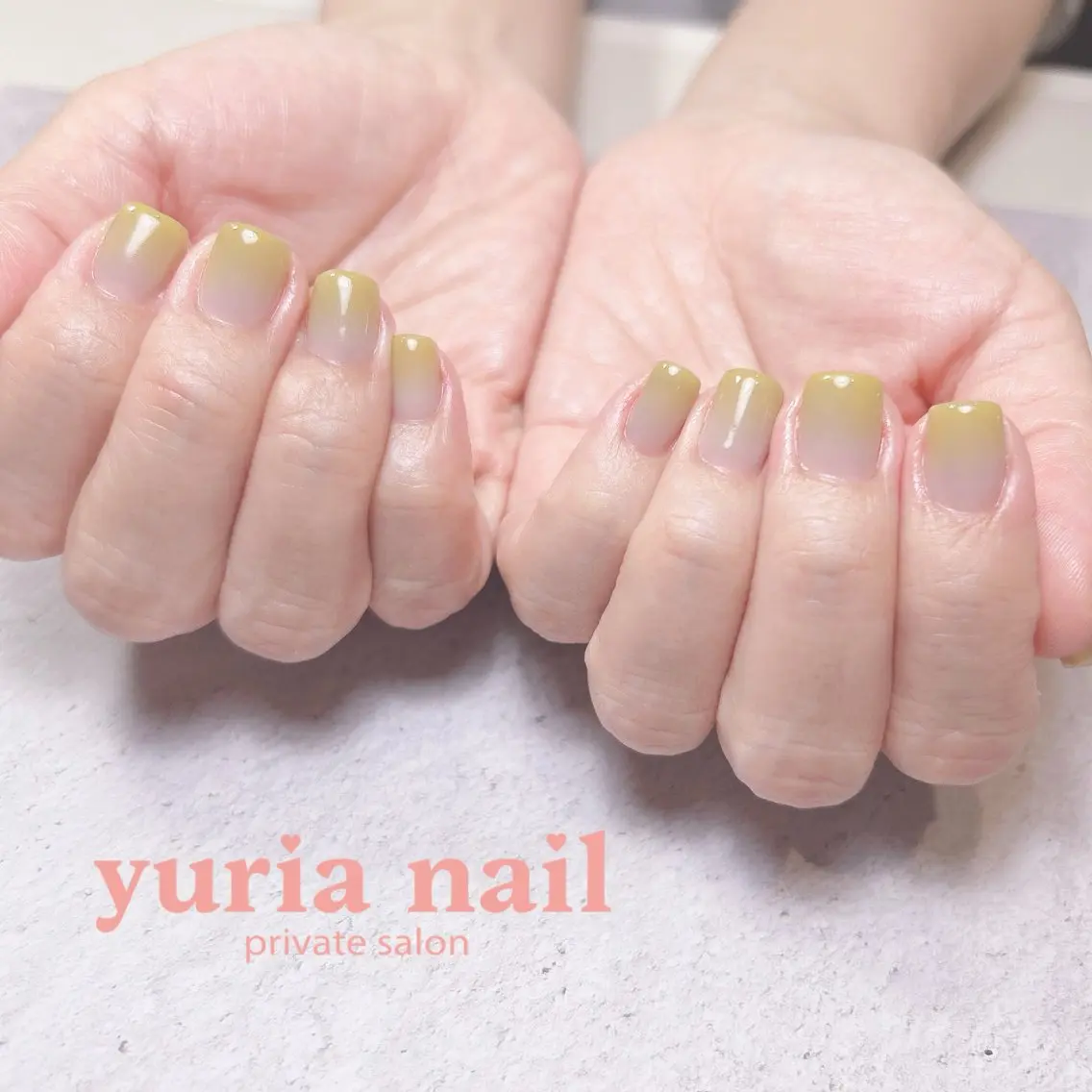 ネイル アートネイル ジェルネイル グラデーション ニュアンスネイル オフィスネイル ハンドネイル 小林 ゆりあのネイルデザイン