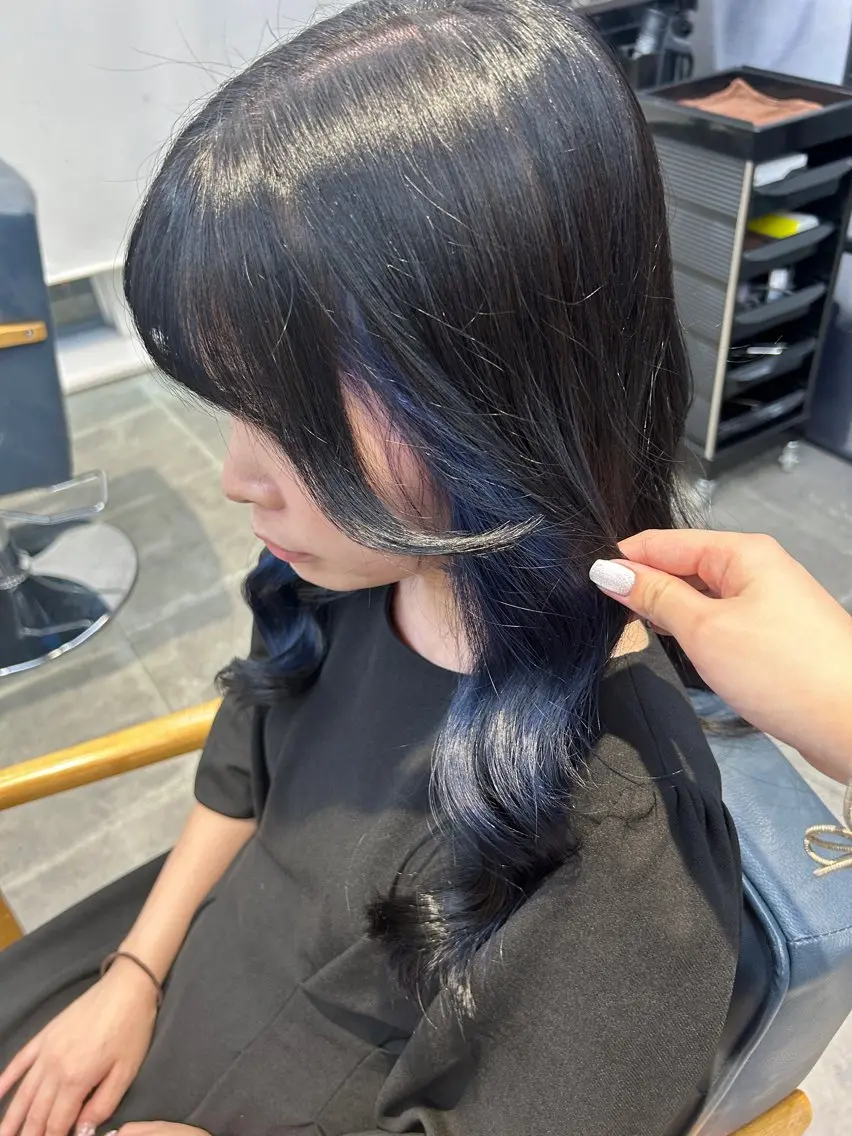 ロング カラー ヘアカラー トリートメント newi梅田🫧韓国 ヘア🫧sakiのヘアスタイル