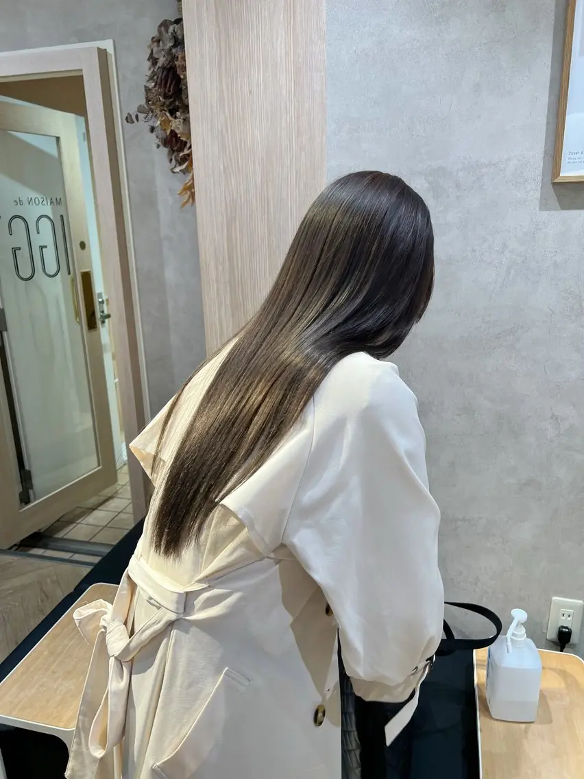 ロング カラー ブラウンカラー 透明感カラー ピンクカラー ピンクブラウン 縮毛矯正 茂木 未海のヘアスタイル