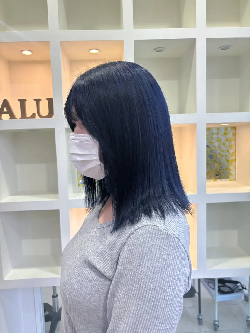 ミディアム alu yuinaのヘアスタイル