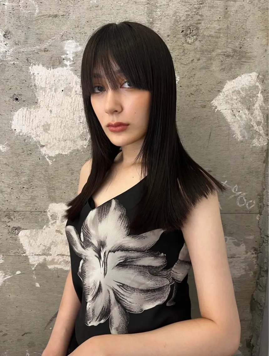 セミロング aimi .のヘアスタイル