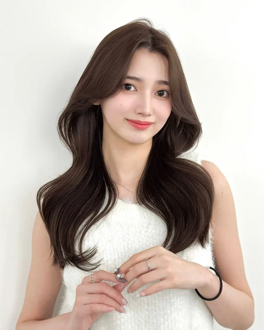 ロング カラー カット ヘアカラー トリートメント 韓国ヘア　紗希 🦋のヘアスタイル