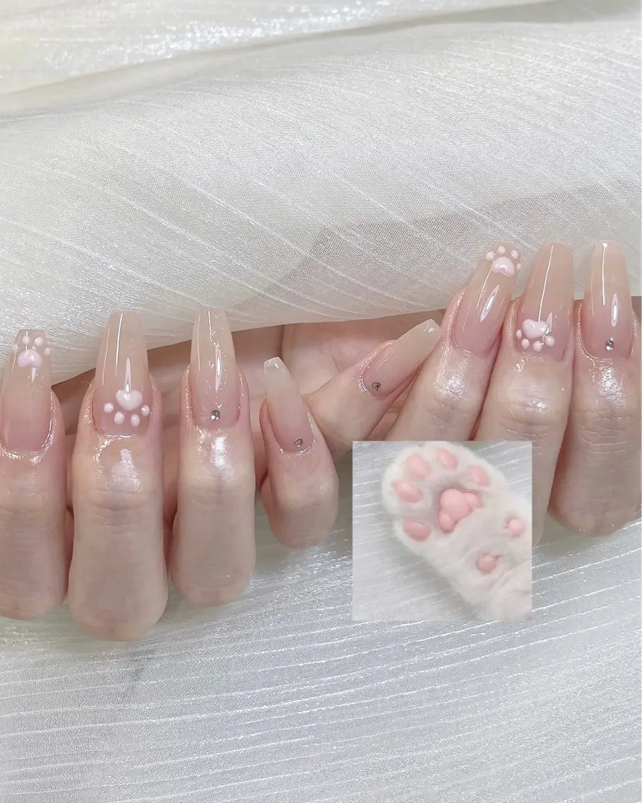 ネイル チークネイル ドット フレンチネイル ハート キラキラネイル ハンドネイル Speraネイル 大宮店🎀のネイルデザイン