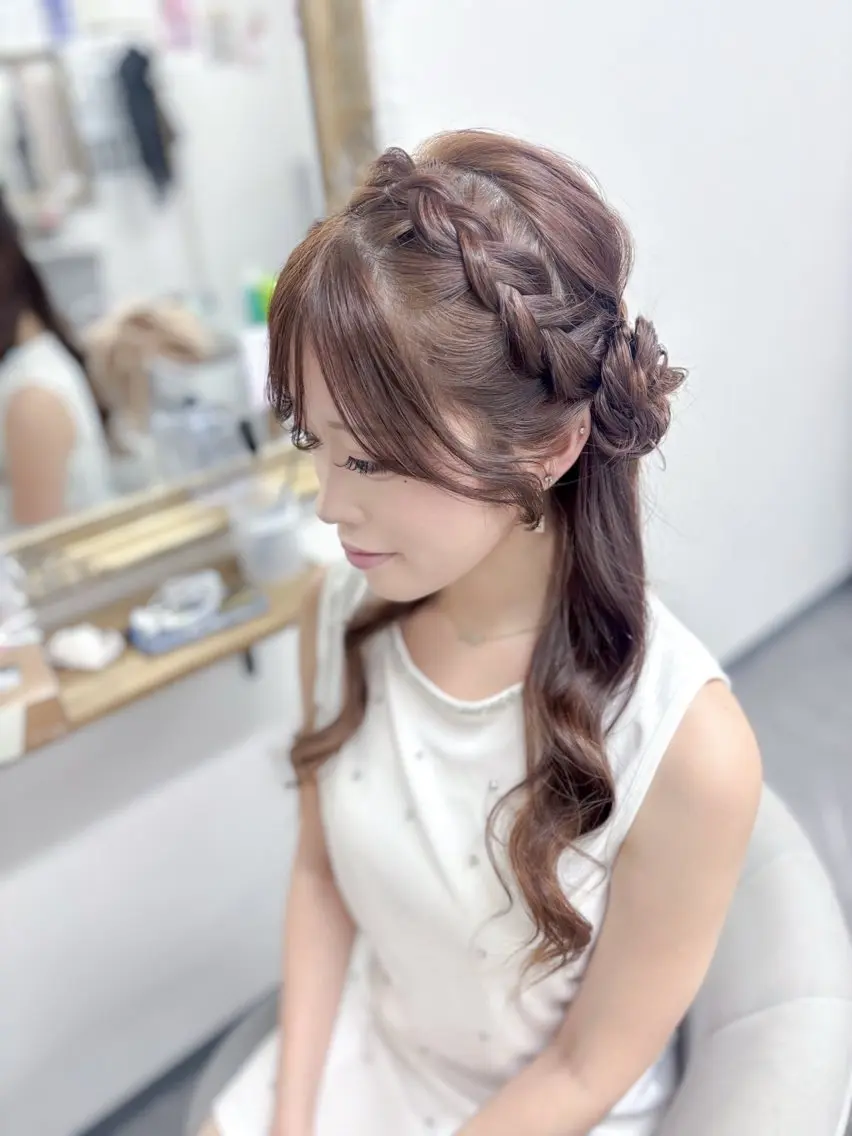 セミロング ヘアアレンジ ヘアセット ⭐︎moe 【ヘアメイク🧸】のヘアスタイル