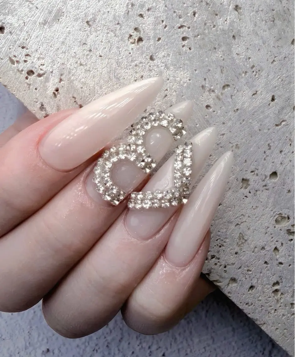 ネイル フラッシュネイル フレンチネイル グラデーション キラキラネイル 韓国ネイル ハンドネイル Hy nailsのネイルデザイン