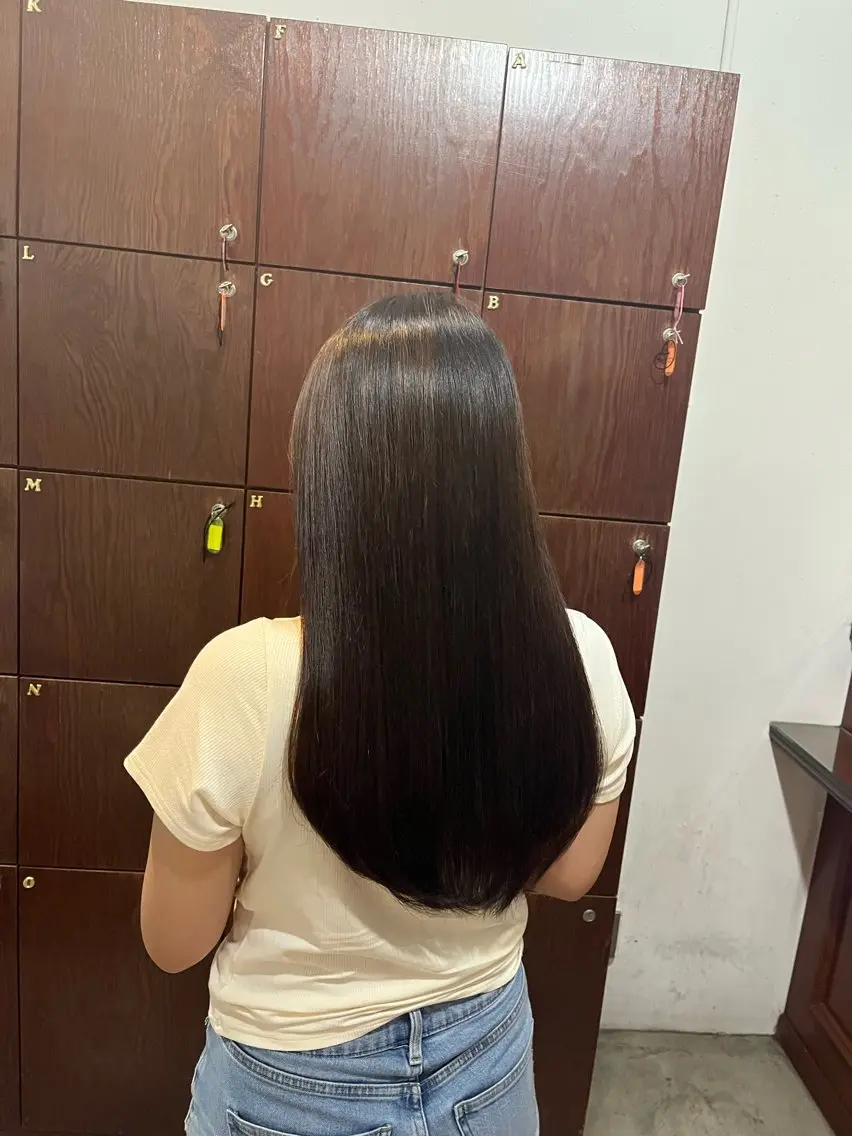 ロング 🐣無料カット🐣 こばやし なおのヘアスタイル