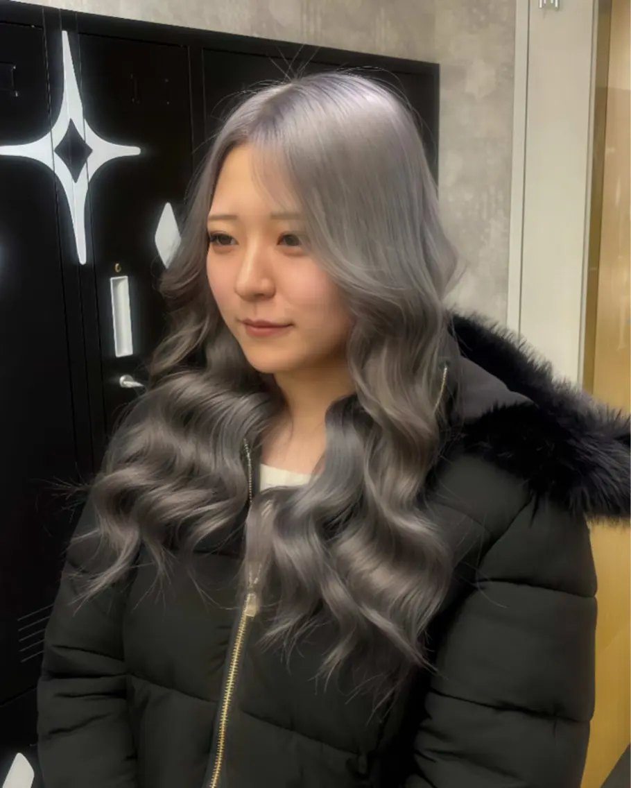 セミロング カラー カット ヘアカラー トリートメント ヘアセット ギャル/ハイトーン 特化/ルイヤのヘアスタイル