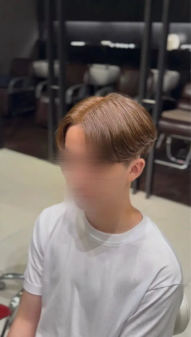 カラー 武田 綾人のヘアスタイル