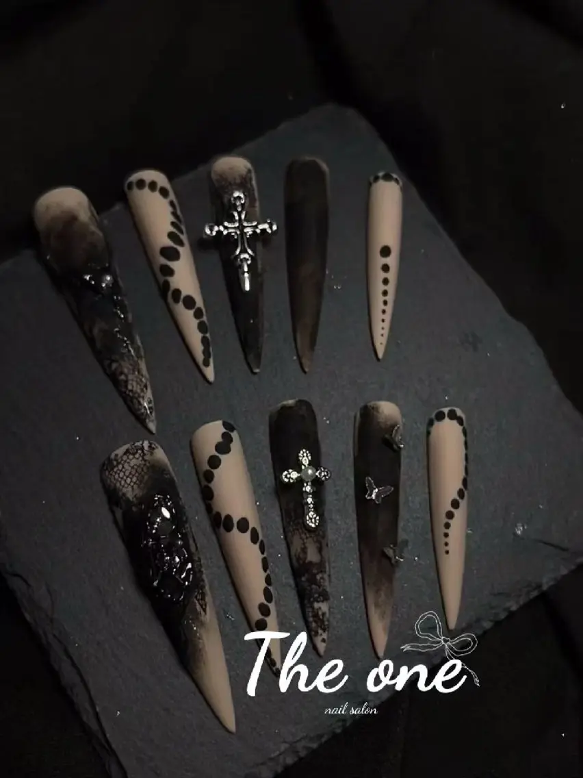 ネイル Theone栄店 川原のネイルデザイン