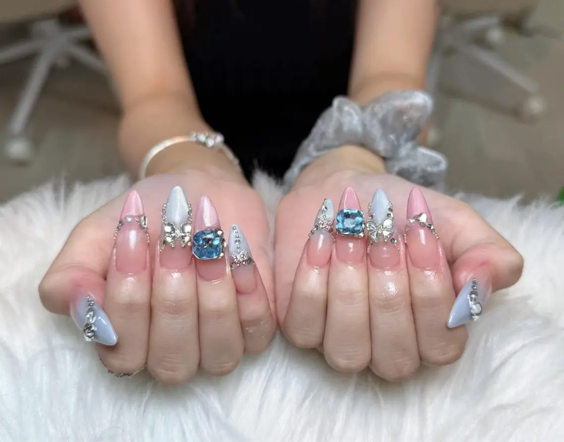 ネイル ハンドネイル Jenn Nail Salonのネイルデザイン