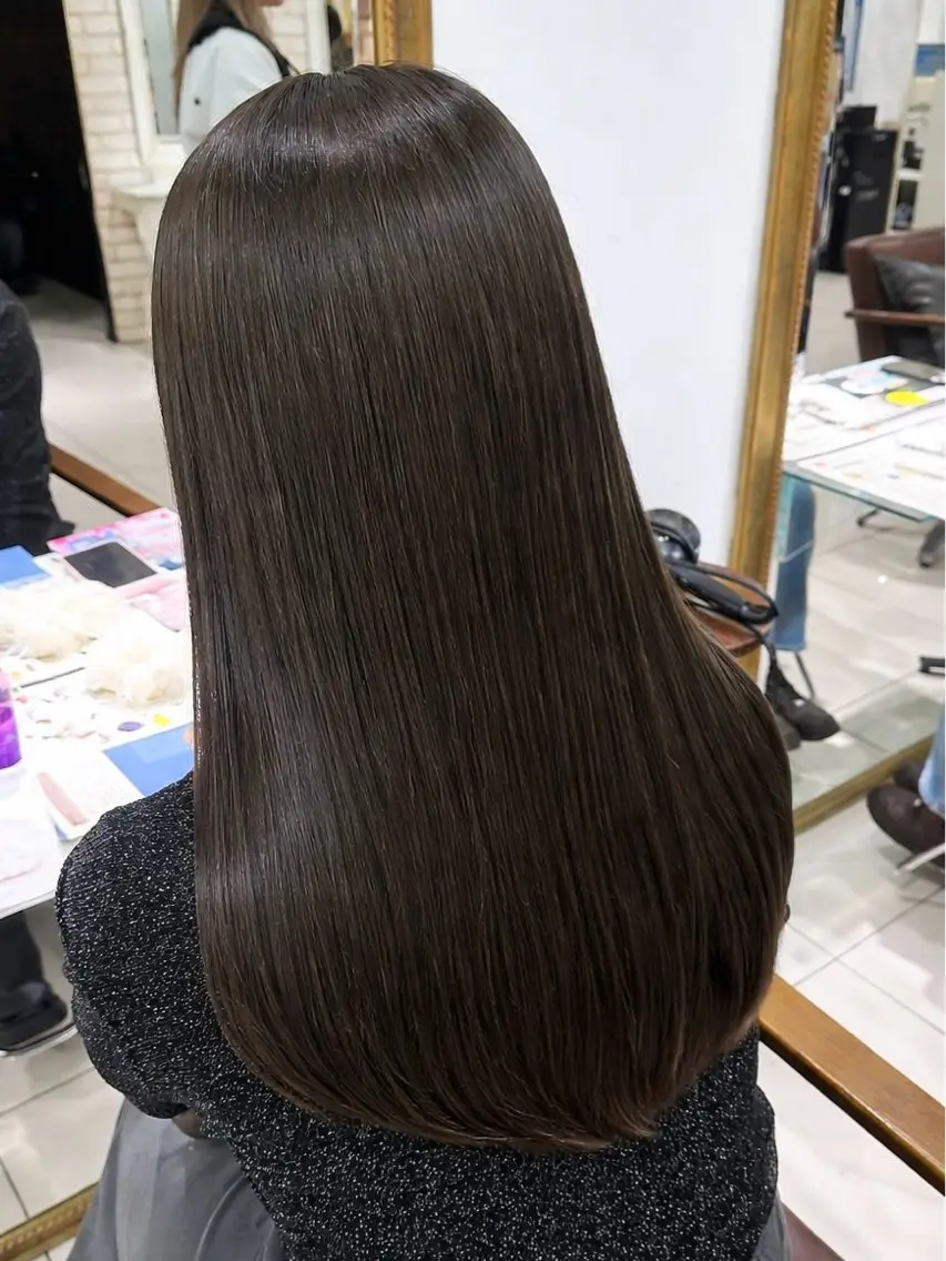 ロング カラー ブラウンカラー オリーブブラウン ヘアカラー トリートメント 髪質改善艶カラー🩶 Nanako ⟡.·のヘアスタイル