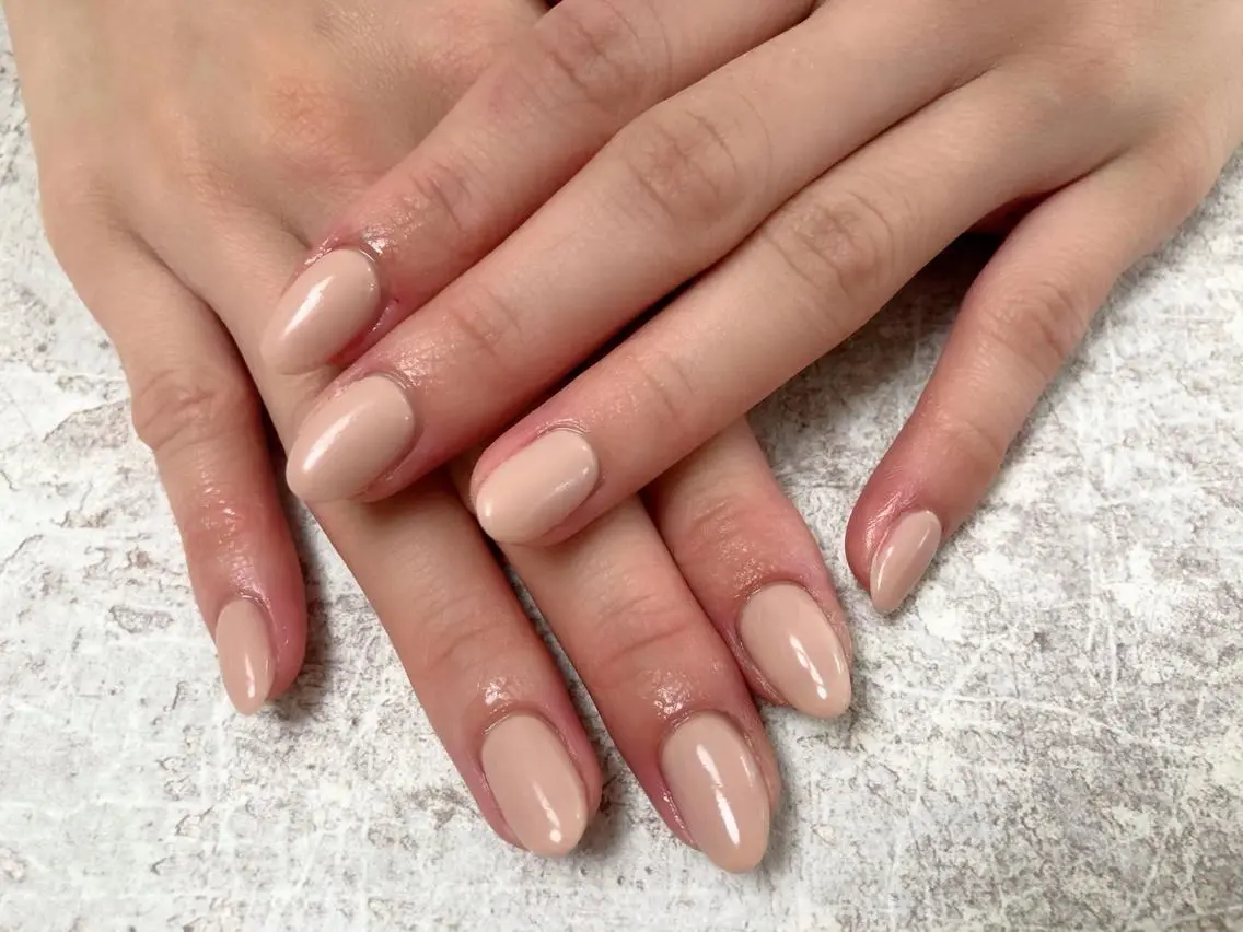ネイル ワンカラーネイル ハンドネイル mogunail &blowのネイルデザイン