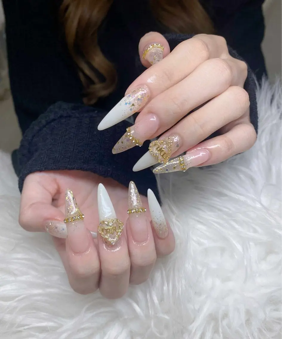 ネイル ハンドネイル ANH NAIL ゴテゴテ専門店💎のネイルデザイン