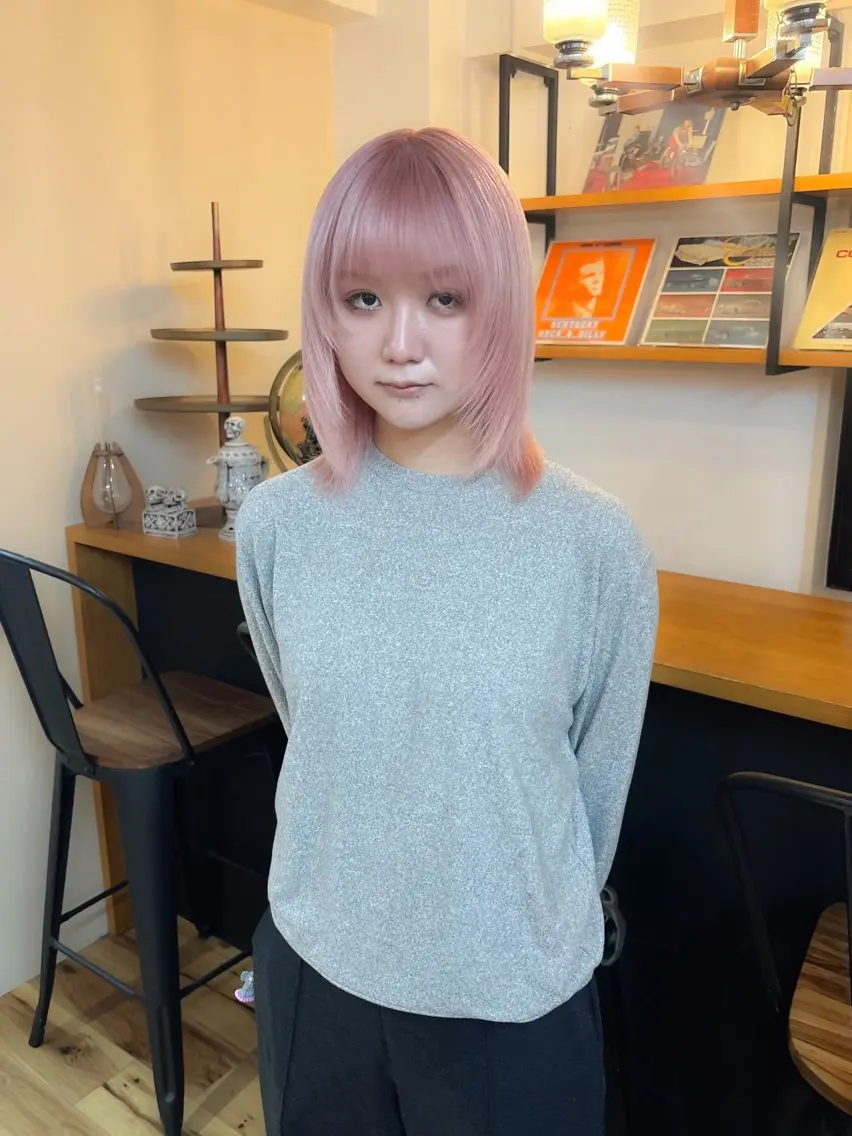 ミディアム ヘアカラー トリートメント ハイトーン／メンズ YANAのヘアスタイル
