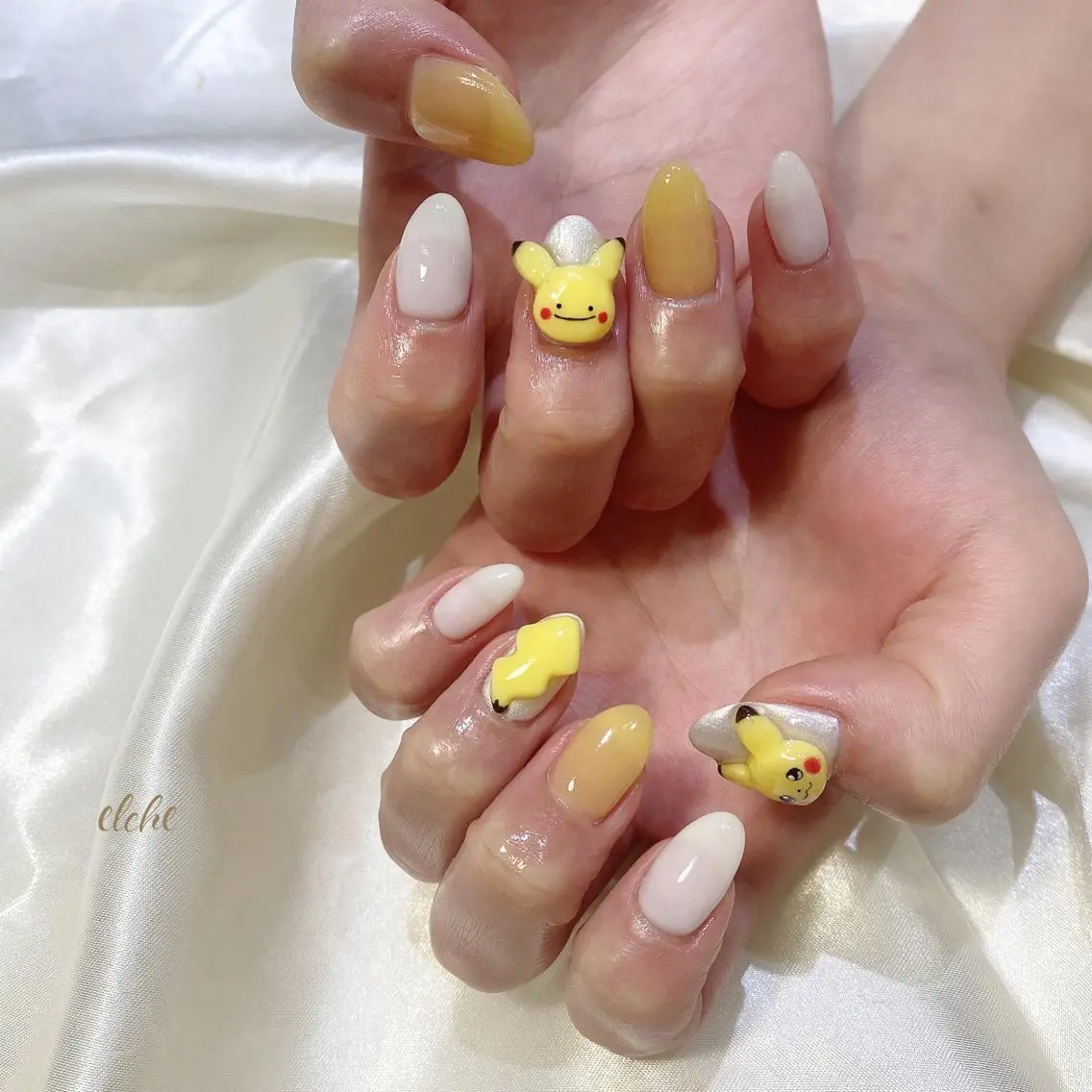 ネイル ハンドネイル 西岡 杏のネイルデザイン