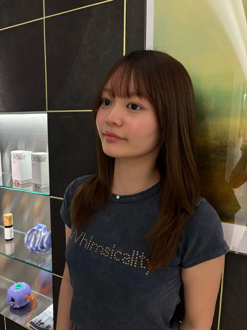 ロング 縮毛矯正 杉田 瑚海のヘアスタイル