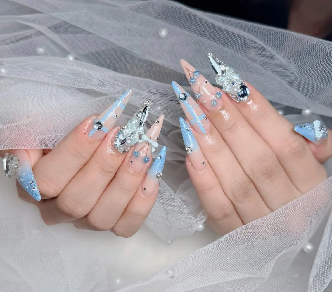 ネイル アートネイル フレンチネイル ジェルネイル 韓国ネイル マグネットネイル ハンドネイル Lenie Nail Okuboのネイルデザイン