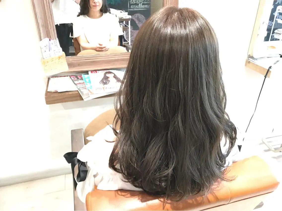 セミロング カラー イルミナカラー メンズ指名多数!! 田島史也のヘアスタイル