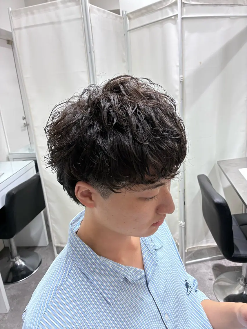 ショート パーマ メンズ カット パーマ トリートメント ヘアセット 垢抜けメンズパーマ /颯太のヘアスタイル