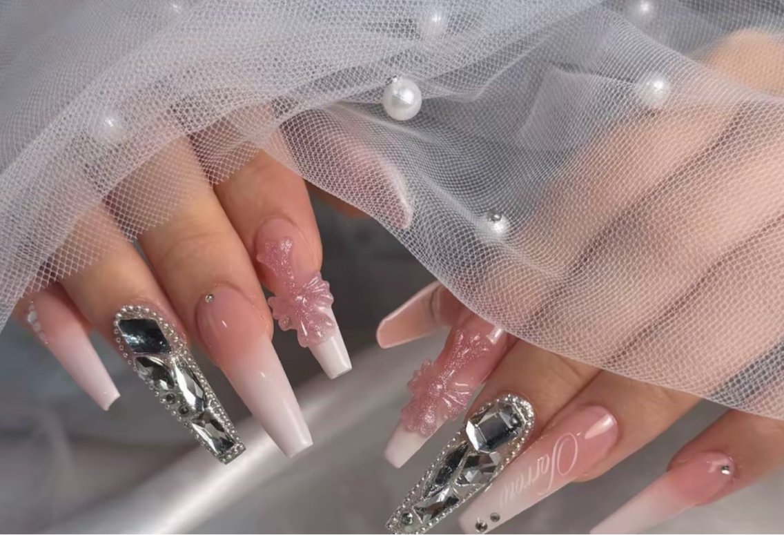 ネイル ハンドネイル NiJi Nailsのネイルデザイン
