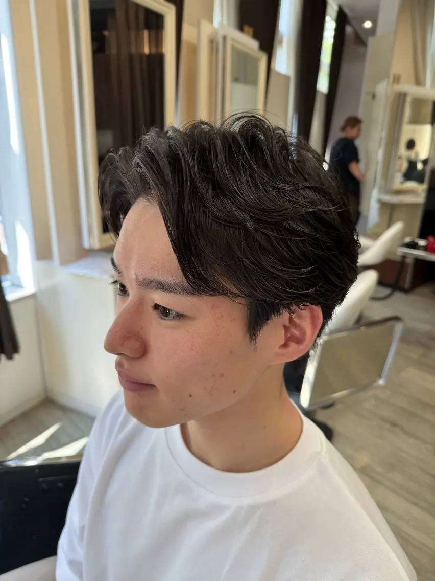 ショート パーマ メンズ フェザーパーマ メンズパーマ ショートヘア カット パーマ 市川 博紀 店長のヘアスタイル