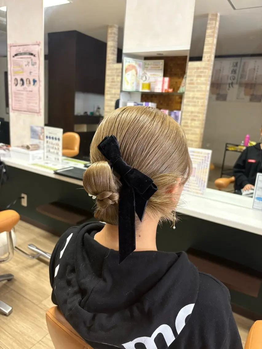 ミディアム ヘアアレンジ 徳留 もも花のヘアスタイル