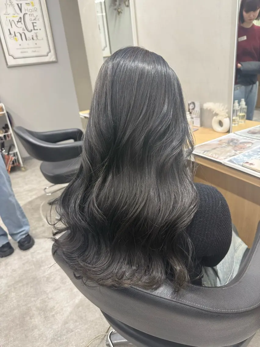ロング カラー 透明感カラー グレージュ イルミナカラー カット ヘアカラー トリートメント 巻ける髪質改善🫧ハ イライト/永田汰伊智のヘアスタイル