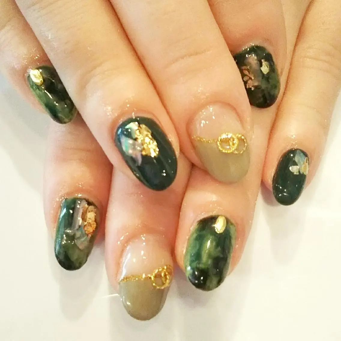 ネイル グリーン ハンドネイル private salon mieのネイルデザイン