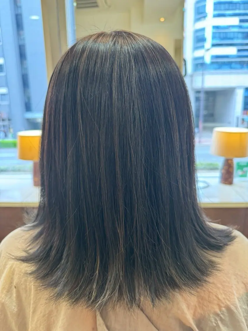 ミディアム ハイライト 佐藤 涼太のヘアスタイル