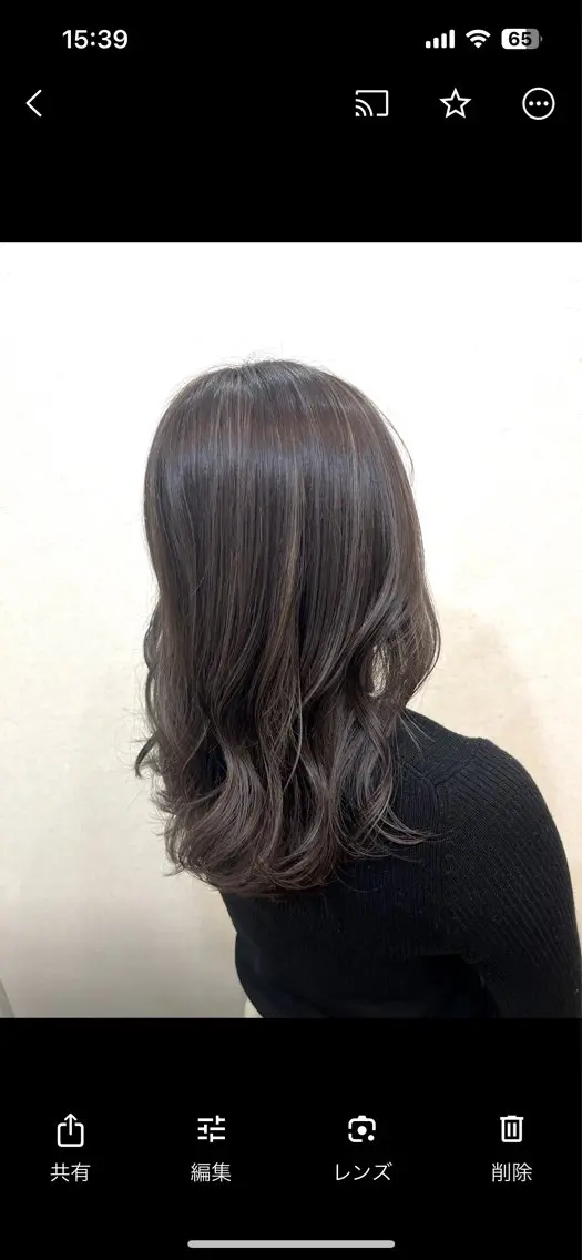 セミロング ハイライト ヘアカラー 伊藤 由妃乃のヘアスタイル