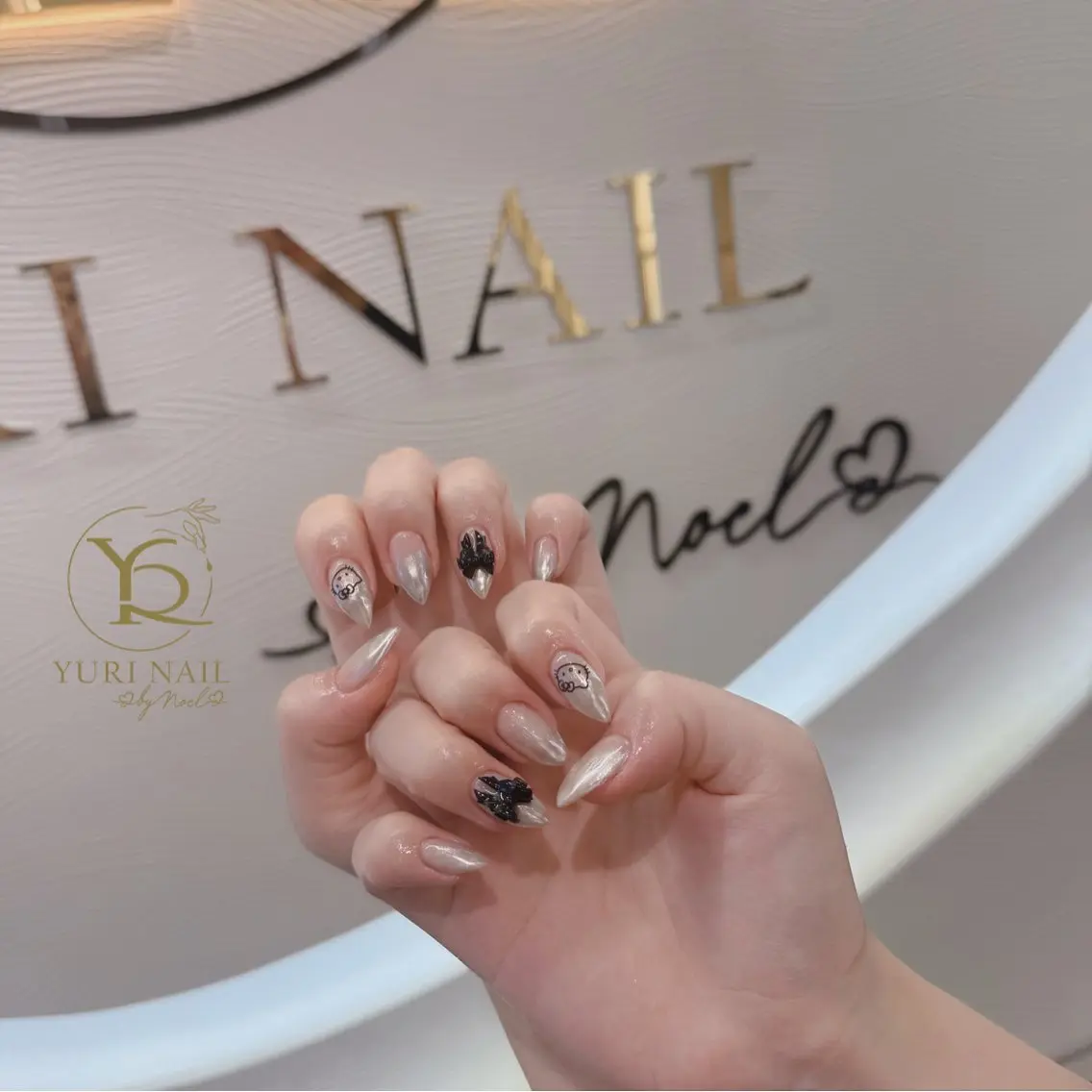 ネイル YURI Nail NARITAのネイルデザイン
